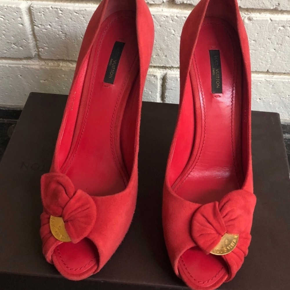 LOUIS VUITTON suede PEEPTOE pumps - Picture 4 of 6